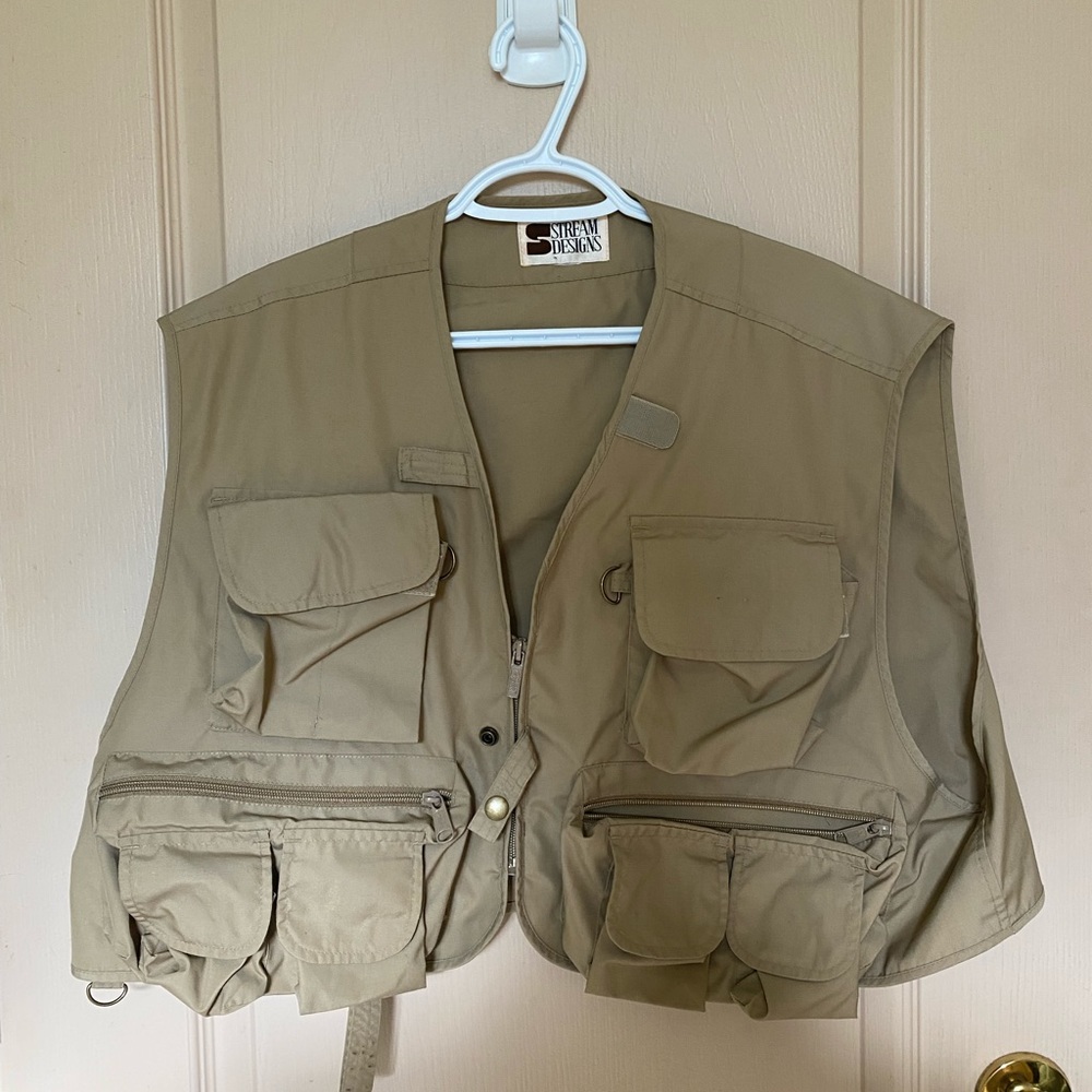 Sick vest lots of pockets in good condition - Picture 1 of 1
